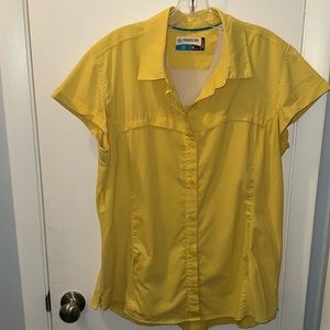 Magellan Outdoor Women’s Fish Gear Button-up Short-Sleeve Shirt. Size XL.